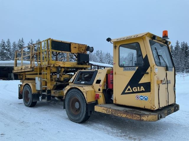 Giamec 211 - Stroj za bušenje tunela: slika Giamec 211 - Stroj za bušenje tunela Giamec 211 - Stroj za bušenje tunela: slika Giamec 211 - Stroj za bušenje tunela