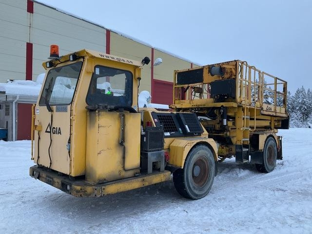 Giamec 211 - Stroj za bušenje tunela: slika Giamec 211 - Stroj za bušenje tunela Giamec 211 - Stroj za bušenje tunela: slika Giamec 211 - Stroj za bušenje tunela