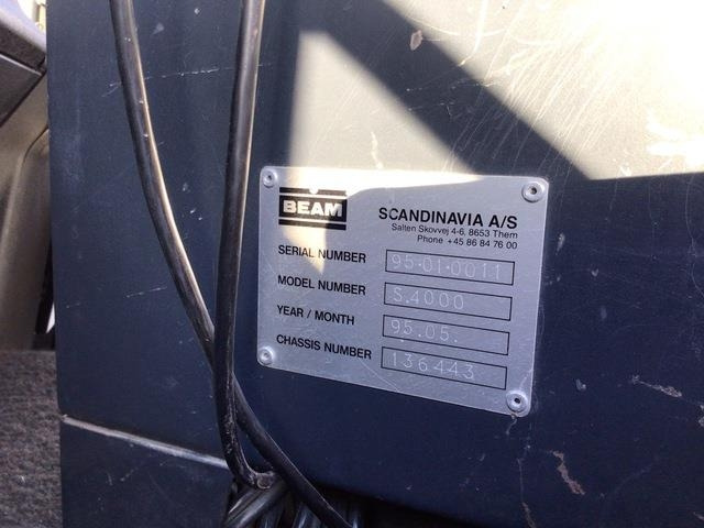 Cestovna čistilica Volvo FL611: slika Cestovna čistilica Volvo FL611 Cestovna čistilica Volvo FL611: slika Cestovna čistilica Volvo FL611