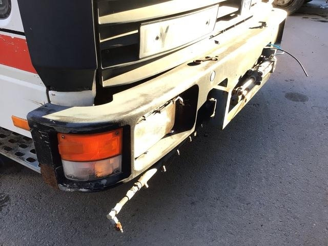 Cestovna čistilica Volvo FL611: slika Cestovna čistilica Volvo FL611 Cestovna čistilica Volvo FL611: slika Cestovna čistilica Volvo FL611