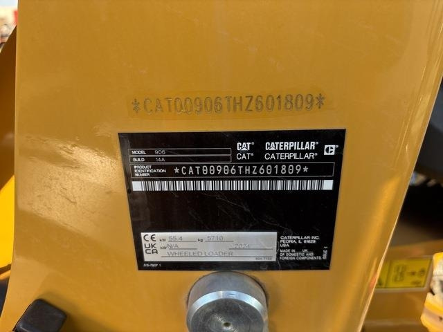 CAT 906 - Utovarivač na kotačima: slika CAT 906 - Utovarivač na kotačima CAT 906 - Utovarivač na kotačima: slika CAT 906 - Utovarivač na kotačima
