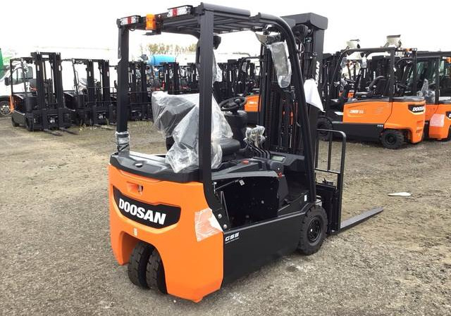 Doosan B15T-7 PLUS - Električni viličar: slika Doosan B15T-7 PLUS - Električni viličar Doosan B15T-7 PLUS - Električni viličar: slika Doosan B15T-7 PLUS - Električni viličar