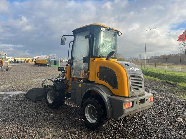 Everun R08 Pro - Utovarivač na kotačima: slika Everun R08 Pro - Utovarivač na kotačima Everun R08 Pro - Utovarivač na kotačima: slika Everun R08 Pro - Utovarivač na kotačima