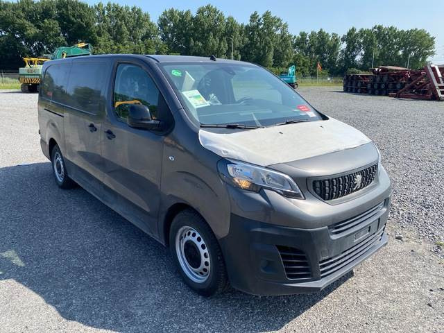 Peugeot E-Expert L3H1 - Furgon: slika Peugeot E-Expert L3H1 - Furgon Peugeot E-Expert L3H1 - Furgon: slika Peugeot E-Expert L3H1 - Furgon
