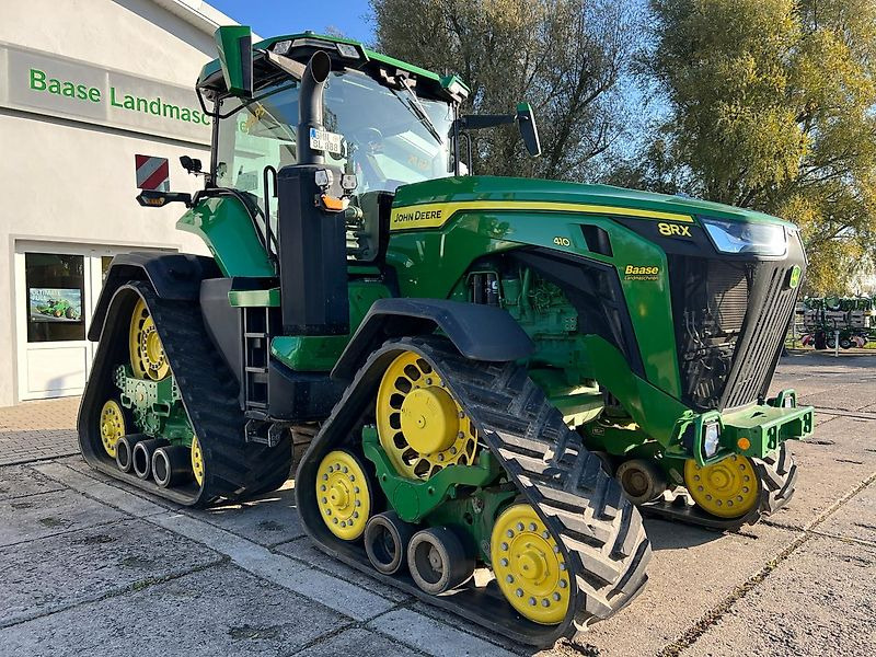 John Deere 8RX410 e23 Signature-Edition - Traktor: slika John Deere 8RX410 e23 Signature-Edition - Traktor John Deere 8RX410 e23 Signature-Edition - Traktor: slika John Deere 8RX410 e23 Signature-Edition - Traktor