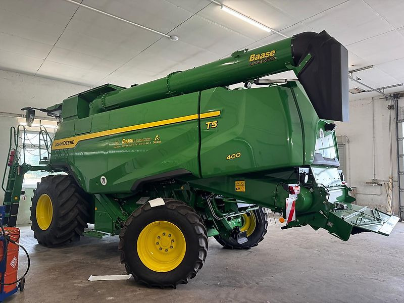 John Deere T5 400 + 6,70m Vario-Schneidwerk - Kombajn za žetvu: slika John Deere T5 400 + 6,70m Vario-Schneidwerk - Kombajn za žetvu John Deere T5 400 + 6,70m Vario-Schneidwerk - Kombajn za žetvu: slika John Deere T5 400 + 6,70m Vario-Schneidwerk - Kombajn za žetvu