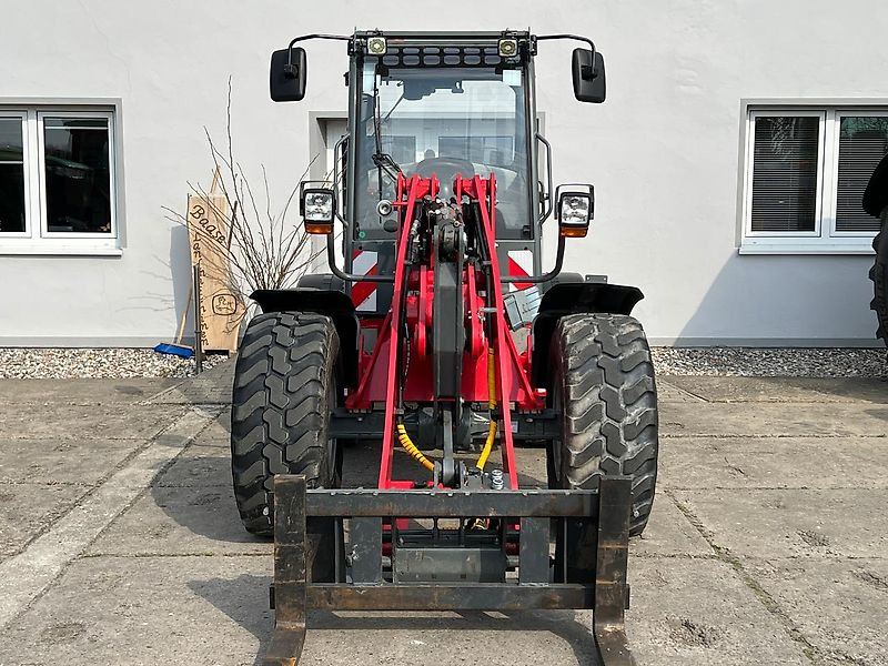 Weidemann 3080 LP - Utovarivač na kotačima: slika Weidemann 3080 LP - Utovarivač na kotačima Weidemann 3080 LP - Utovarivač na kotačima: slika Weidemann 3080 LP - Utovarivač na kotačima