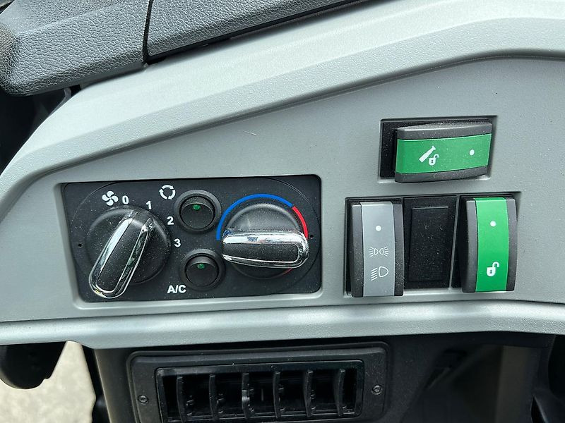 Teleskopski rukovatelj Weidemann T7042 Klima 40km Zentralschmierung: slika Teleskopski rukovatelj Weidemann T7042 Klima 40km Zentralschmierung