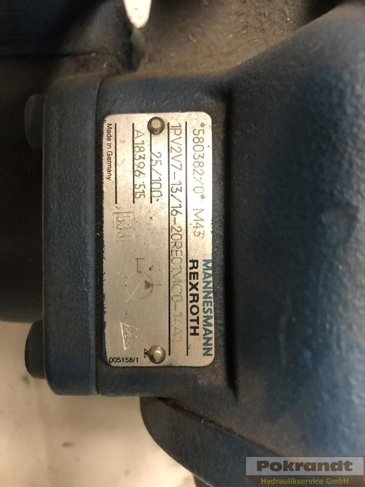 Rexroth Bosch 1PV2V7-13/40-45RE37 - 1PV2V7-13/16 - Hidraulična pumpa: slika Rexroth Bosch 1PV2V7-13/40-45RE37 - 1PV2V7-13/16 - Hidraulična pumpa Rexroth Bosch 1PV2V7-13/40-45RE37 - 1PV2V7-13/16 - Hidraulična pumpa: slika Rexroth Bosch 1PV2V7-13/40-45RE37 - 1PV2V7-13/16 - Hidraulična pumpa