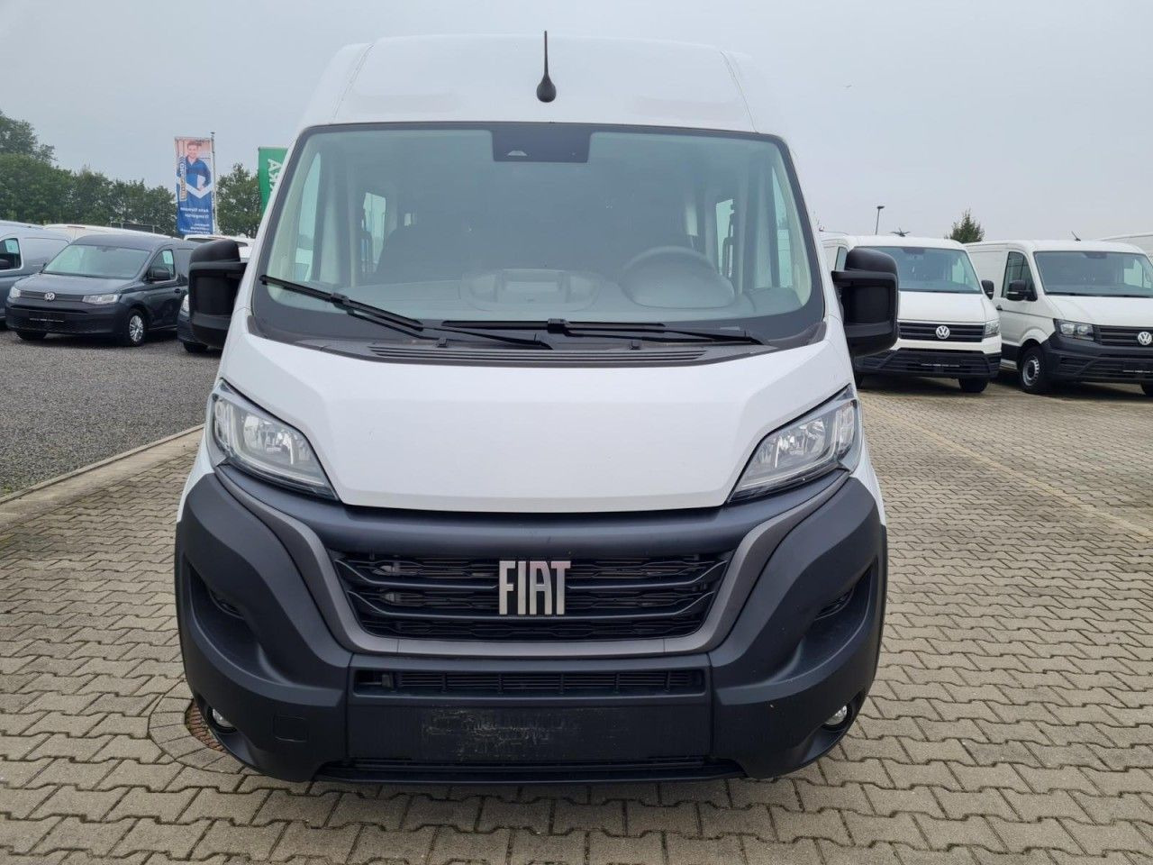 Fiat Ducato 35 Kasten Doka 7-Sitze Maxi L2H2 ALU TEMP - Furgon, Dostavno vozilo s dvostrukom kabinom: slika Fiat Ducato 35 Kasten Doka 7-Sitze Maxi L2H2 ALU TEMP - Furgon, Dostavno vozilo s dvostrukom kabinom Fiat Ducato 35 Kasten Doka 7-Sitze Maxi L2H2 ALU TEMP - Furgon, Dostavno vozilo s dvostrukom kabinom: slika Fiat Ducato 35 Kasten Doka 7-Sitze Maxi L2H2 ALU TEMP - Furgon, Dostavno vozilo s dvostrukom kabinom