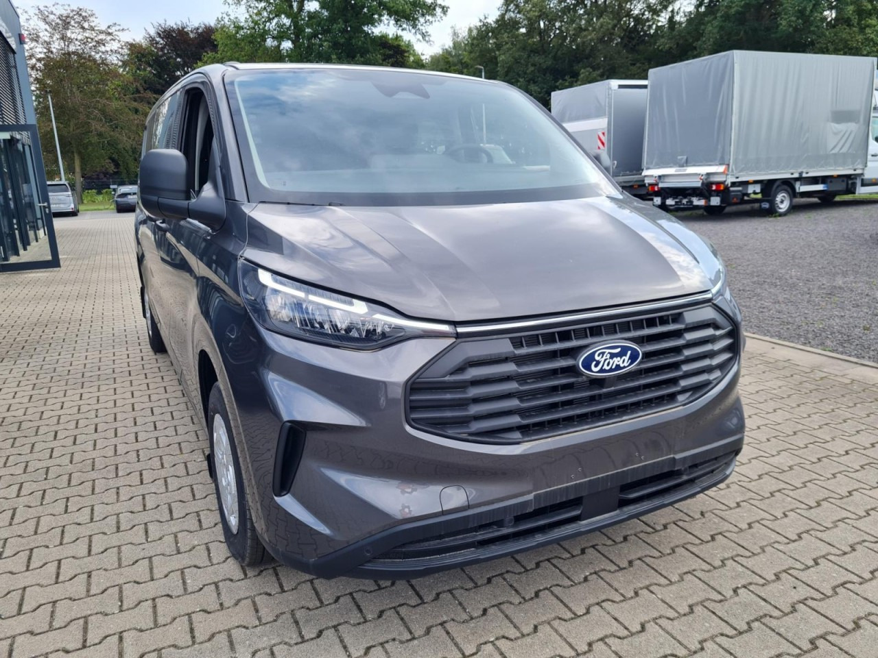 Ford Custom Kasten 320 L2 Trend Doka 5-Sitze KAMERA TEMPO - Mali kombi, Dostavno vozilo s dvostrukom kabinom: slika Ford Custom Kasten 320 L2 Trend Doka 5-Sitze KAMERA TEMPO - Mali kombi, Dostavno vozilo s dvostrukom kabinom Ford Custom Kasten 320 L2 Trend Doka 5-Sitze KAMERA TEMPO - Mali kombi, Dostavno vozilo s dvostrukom kabinom: slika Ford Custom Kasten 320 L2 Trend Doka 5-Sitze KAMERA TEMPO - Mali kombi, Dostavno vozilo s dvostrukom kabinom