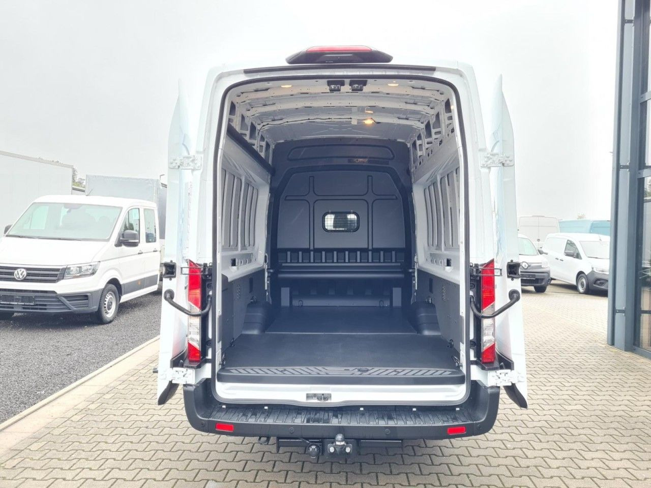Furgon, Dostavno vozilo s dvostrukom kabinom Ford Transit 350 Kasten Doka L4H3 Trend 4x4 AHK KAMER: slika Furgon, Dostavno vozilo s dvostrukom kabinom Ford Transit 350 Kasten Doka L4H3 Trend 4x4 AHK KAMER