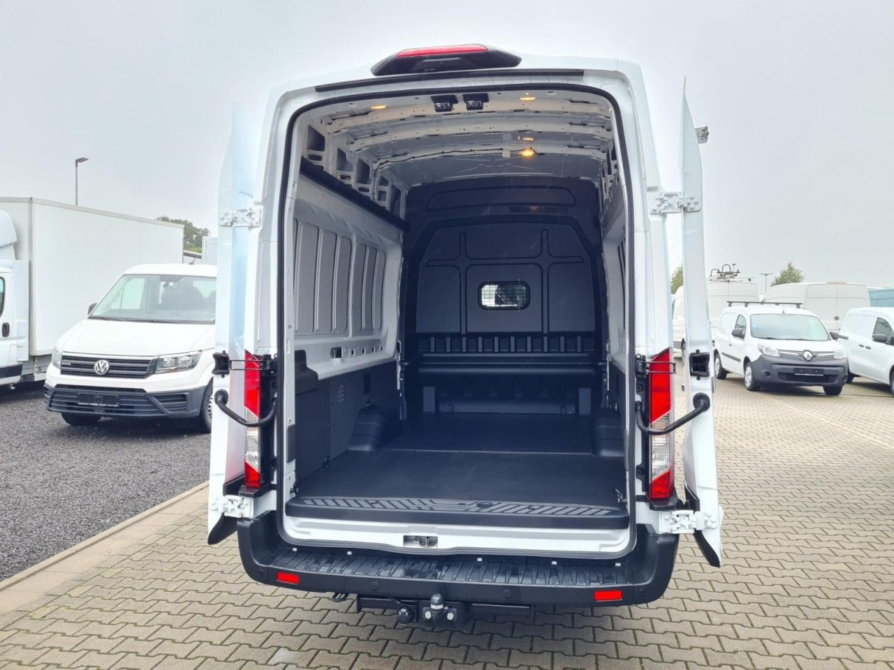 Furgon, Dostavno vozilo s dvostrukom kabinom Ford Transit 350 Kasten Doka L4H3 Trend 4x4 AHK KAMER: slika Furgon, Dostavno vozilo s dvostrukom kabinom Ford Transit 350 Kasten Doka L4H3 Trend 4x4 AHK KAMER