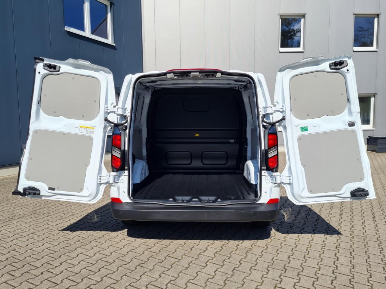 Zakup  Ford Transit Custom Kasten Doka L2 Trend KLIMA Ford Transit Custom Kasten Doka L2 Trend KLIMA: slika Zakup  Ford Transit Custom Kasten Doka L2 Trend KLIMA Ford Transit Custom Kasten Doka L2 Trend KLIMA