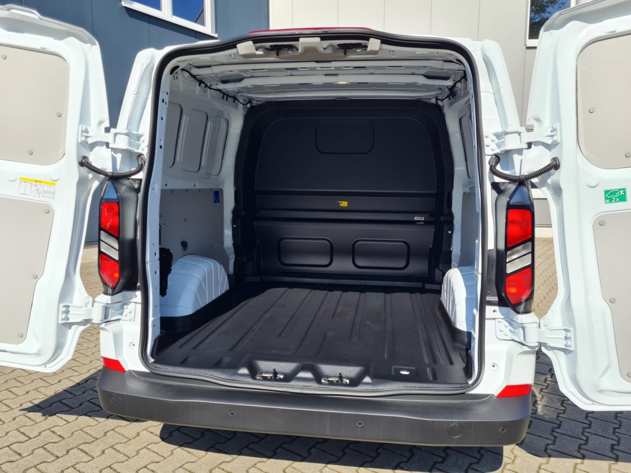 Zakup  Ford Transit Custom Kasten Doka L2 Trend KLIMA Ford Transit Custom Kasten Doka L2 Trend KLIMA: slika Zakup  Ford Transit Custom Kasten Doka L2 Trend KLIMA Ford Transit Custom Kasten Doka L2 Trend KLIMA