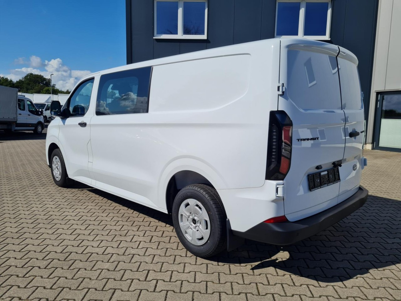Zakup  Ford Transit Custom Kasten Doka L2 Trend KLIMA Ford Transit Custom Kasten Doka L2 Trend KLIMA: slika Zakup  Ford Transit Custom Kasten Doka L2 Trend KLIMA Ford Transit Custom Kasten Doka L2 Trend KLIMA