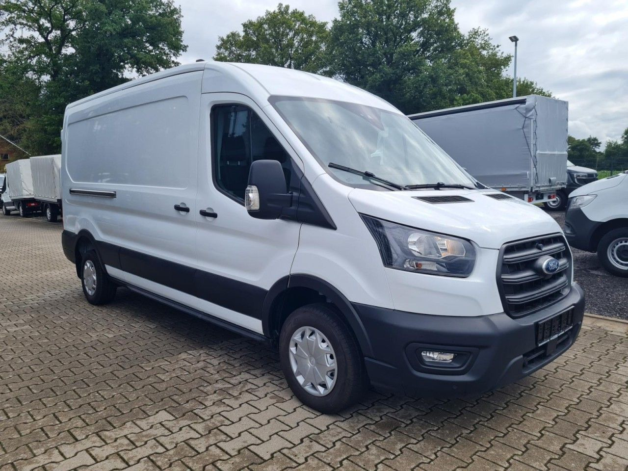Ford Transit Kasten TDCi L3H2 Trend Klima, Tempomat - Mali kombi: slika Ford Transit Kasten TDCi L3H2 Trend Klima, Tempomat - Mali kombi Ford Transit Kasten TDCi L3H2 Trend Klima, Tempomat - Mali kombi: slika Ford Transit Kasten TDCi L3H2 Trend Klima, Tempomat - Mali kombi