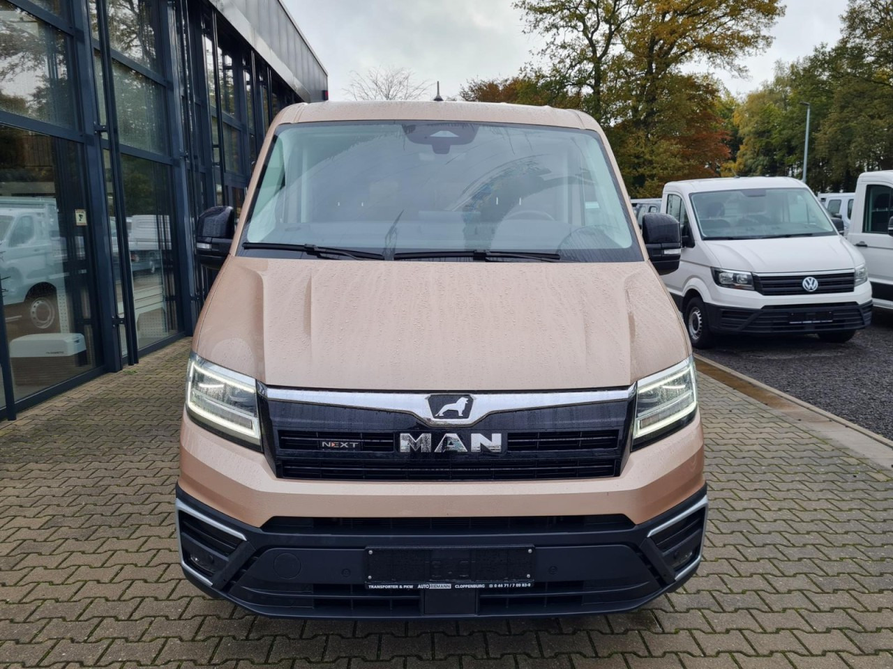 Man TGE 3.180 TDi Kombi 9 Sitze ALU KAMERA LED LEDER Sonderumbau - Dostavno vozilo s dvostrukom kabinom: slika Man TGE 3.180 TDi Kombi 9 Sitze ALU KAMERA LED LEDER Sonderumbau - Dostavno vozilo s dvostrukom kabinom Man TGE 3.180 TDi Kombi 9 Sitze ALU KAMERA LED LEDER Sonderumbau - Dostavno vozilo s dvostrukom kabinom: slika Man TGE 3.180 TDi Kombi 9 Sitze ALU KAMERA LED LEDER Sonderumbau - Dostavno vozilo s dvostrukom kabinom