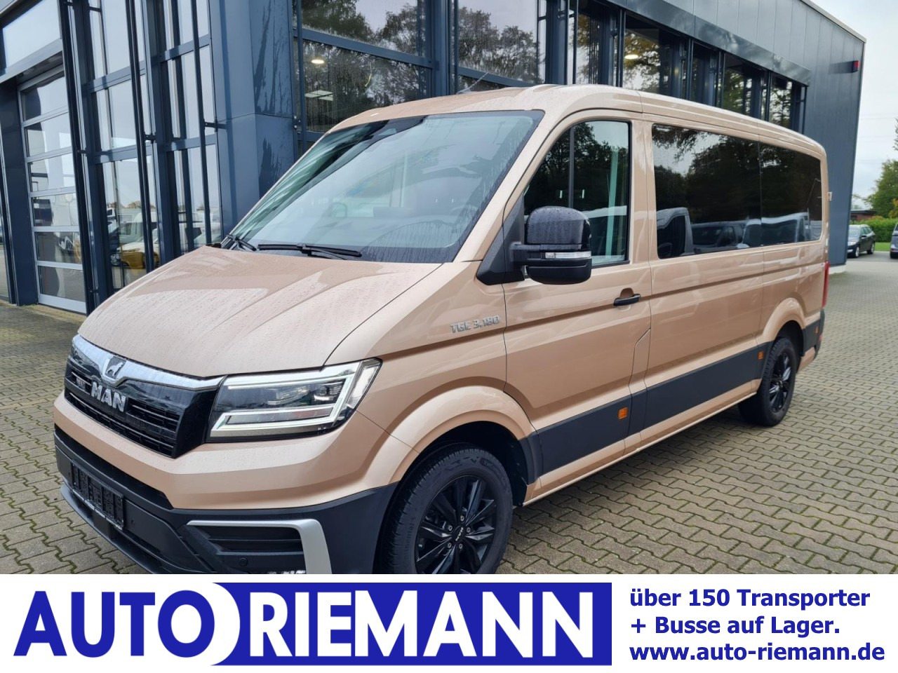 Man TGE 3.180 TDi Kombi 9 Sitze ALU KAMERA LED LEDER Sonderumbau - Dostavno vozilo s dvostrukom kabinom: slika Man TGE 3.180 TDi Kombi 9 Sitze ALU KAMERA LED LEDER Sonderumbau - Dostavno vozilo s dvostrukom kabinom Man TGE 3.180 TDi Kombi 9 Sitze ALU KAMERA LED LEDER Sonderumbau - Dostavno vozilo s dvostrukom kabinom: slika Man TGE 3.180 TDi Kombi 9 Sitze ALU KAMERA LED LEDER Sonderumbau - Dostavno vozilo s dvostrukom kabinom