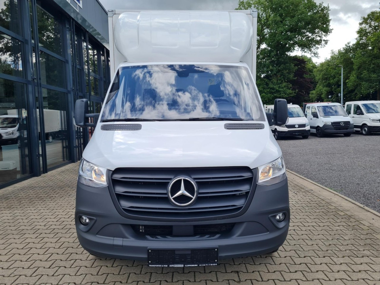 Mercedes-Benz Sprinter 315 CDi Möbel Koffer RWD KLIMA TEMPOMAT - Dostavno vozilo sa zatvorenim sandukom: slika Mercedes-Benz Sprinter 315 CDi Möbel Koffer RWD KLIMA TEMPOMAT - Dostavno vozilo sa zatvorenim sandukom Mercedes-Benz Sprinter 315 CDi Möbel Koffer RWD KLIMA TEMPOMAT - Dostavno vozilo sa zatvorenim sandukom: slika Mercedes-Benz Sprinter 315 CDi Möbel Koffer RWD KLIMA TEMPOMAT - Dostavno vozilo sa zatvorenim sandukom