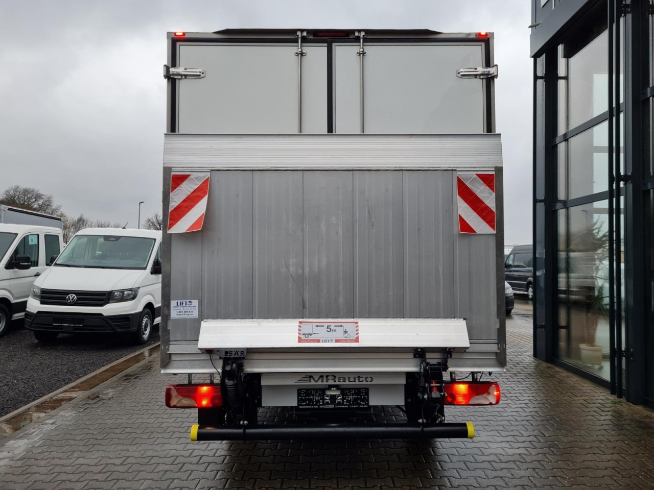 Mercedes-Benz Sprinter 315 Cdi Koffer LBW Klima - Dostavno vozilo sa zatvorenim sandukom: slika Mercedes-Benz Sprinter 315 Cdi Koffer LBW Klima - Dostavno vozilo sa zatvorenim sandukom Mercedes-Benz Sprinter 315 Cdi Koffer LBW Klima - Dostavno vozilo sa zatvorenim sandukom: slika Mercedes-Benz Sprinter 315 Cdi Koffer LBW Klima - Dostavno vozilo sa zatvorenim sandukom