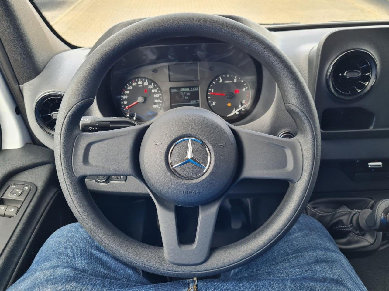 Dostavno vozilo s ravnom platformom, Dostavno vozilo s dvostrukom kabinom Mercedes-Benz Sprinter 315 DOKA CDI Lang L3 RWD AHK 3,5t: slika Dostavno vozilo s ravnom platformom, Dostavno vozilo s dvostrukom kabinom Mercedes-Benz Sprinter 315 DOKA CDI Lang L3 RWD AHK 3,5t
