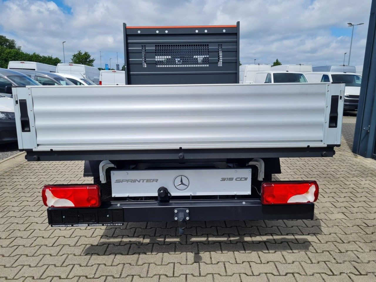 Dostavno vozilo s ravnom platformom, Dostavno vozilo s dvostrukom kabinom Mercedes-Benz Sprinter 315 DOKA CDI Lang L3 RWD AHK 3,5t: slika Dostavno vozilo s ravnom platformom, Dostavno vozilo s dvostrukom kabinom Mercedes-Benz Sprinter 315 DOKA CDI Lang L3 RWD AHK 3,5t