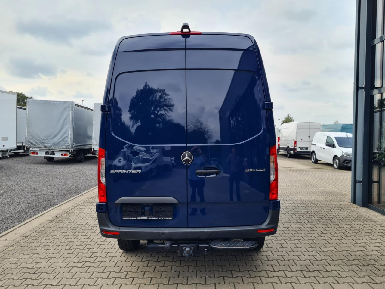 Mercedes-Benz Sprinter 316 Kasten CDI MR RWD AHK MBUX KAMERA - Furgon: slika Mercedes-Benz Sprinter 316 Kasten CDI MR RWD AHK MBUX KAMERA - Furgon Mercedes-Benz Sprinter 316 Kasten CDI MR RWD AHK MBUX KAMERA - Furgon: slika Mercedes-Benz Sprinter 316 Kasten CDI MR RWD AHK MBUX KAMERA - Furgon