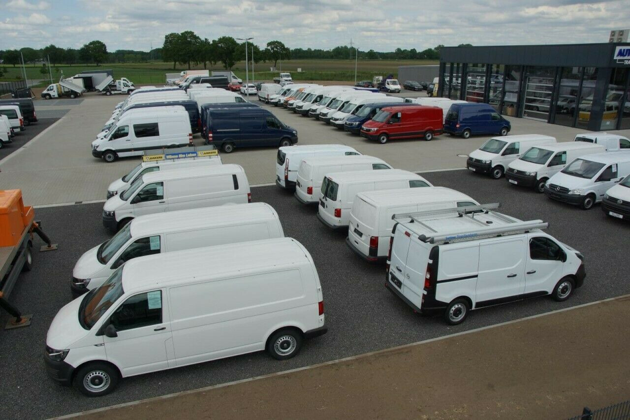 Zakup  Opel Movano 35 Cargo Kasten L3H2 KLIMA KOMFORT PDC TE Opel Movano 35 Cargo Kasten L3H2 KLIMA KOMFORT PDC TE: slika Zakup  Opel Movano 35 Cargo Kasten L3H2 KLIMA KOMFORT PDC TE Opel Movano 35 Cargo Kasten L3H2 KLIMA KOMFORT PDC TE