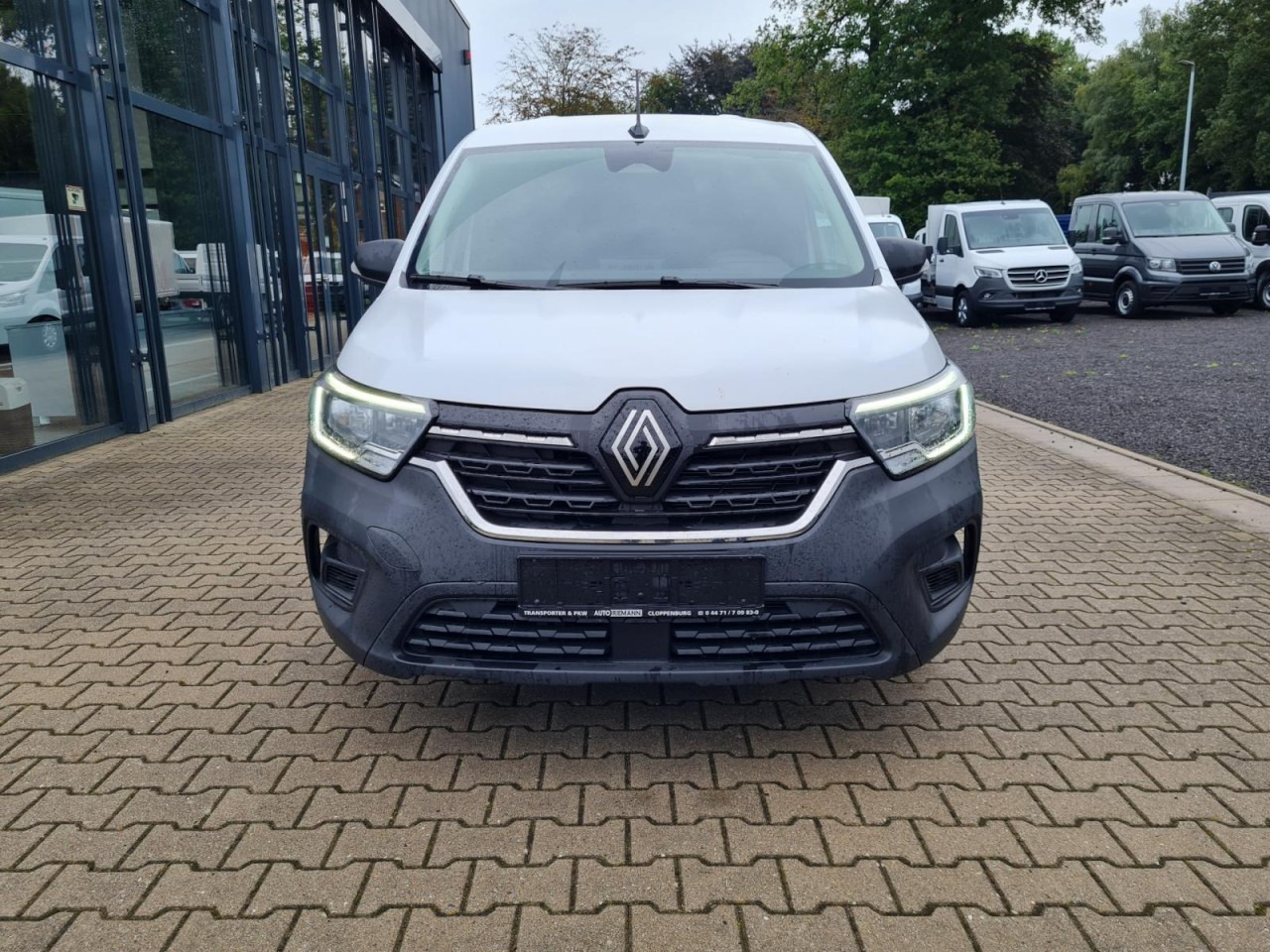 Renault Kangoo Van Kasten L1H1 TCe 1.3i KLIMA PDC TEMPOMAT - Mali kombi: slika Renault Kangoo Van Kasten L1H1 TCe 1.3i KLIMA PDC TEMPOMAT - Mali kombi Renault Kangoo Van Kasten L1H1 TCe 1.3i KLIMA PDC TEMPOMAT - Mali kombi: slika Renault Kangoo Van Kasten L1H1 TCe 1.3i KLIMA PDC TEMPOMAT - Mali kombi