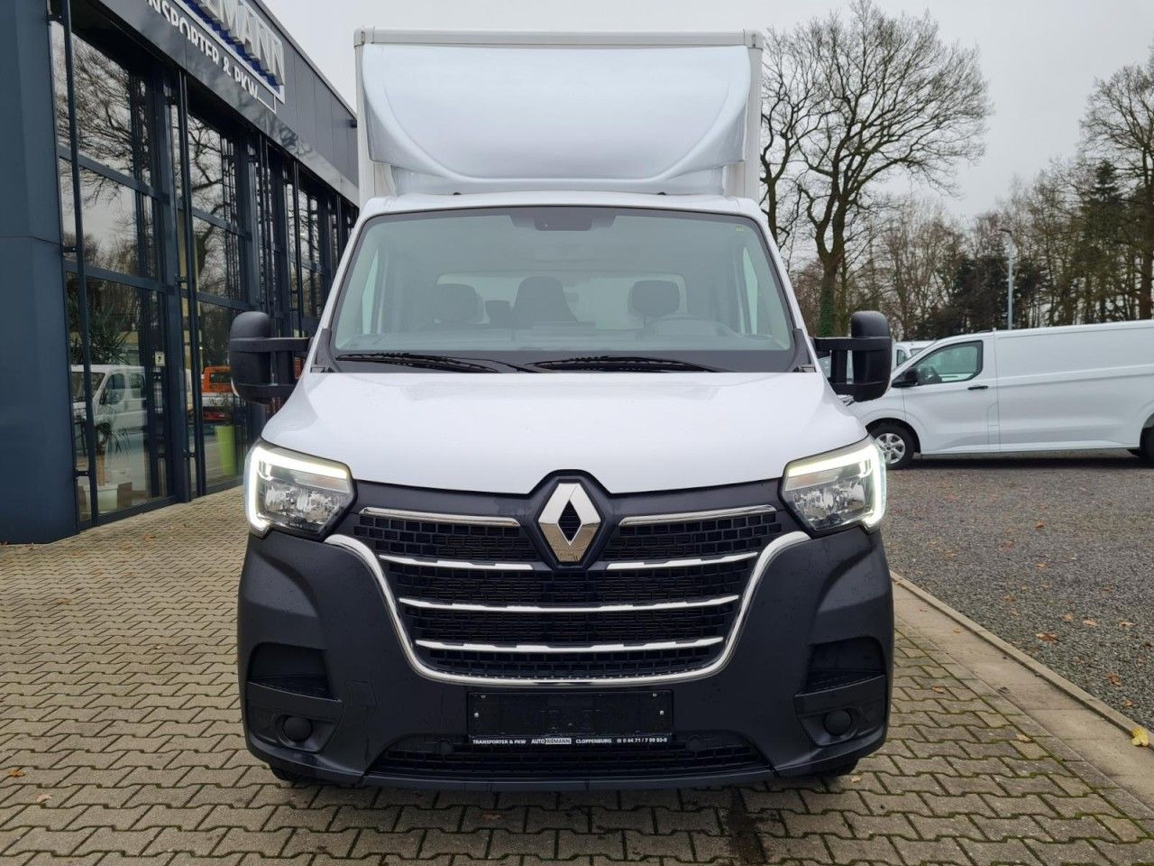 Renault Master 3,5t Koffer dCi 165 mit 10 Pal. Plätze - Dostavno vozilo sa zatvorenim sandukom: slika Renault Master 3,5t Koffer dCi 165 mit 10 Pal. Plätze - Dostavno vozilo sa zatvorenim sandukom Renault Master 3,5t Koffer dCi 165 mit 10 Pal. Plätze - Dostavno vozilo sa zatvorenim sandukom: slika Renault Master 3,5t Koffer dCi 165 mit 10 Pal. Plätze - Dostavno vozilo sa zatvorenim sandukom