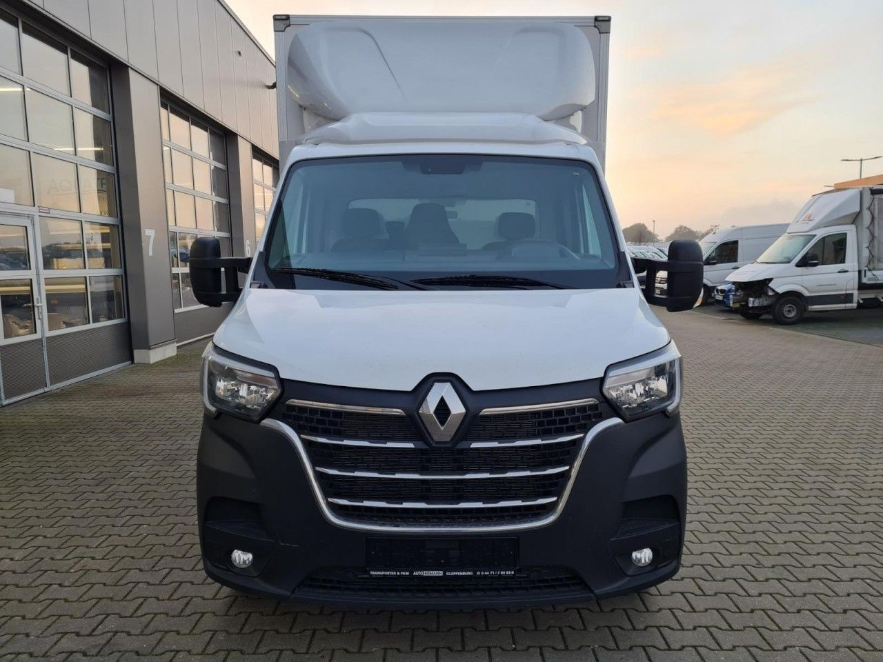 Renault Master 3.5t Möbel Koffer KLIMA LUFTFEDERUNG TEMP - Dostavno vozilo sa zatvorenim sandukom: slika Renault Master 3.5t Möbel Koffer KLIMA LUFTFEDERUNG TEMP - Dostavno vozilo sa zatvorenim sandukom Renault Master 3.5t Möbel Koffer KLIMA LUFTFEDERUNG TEMP - Dostavno vozilo sa zatvorenim sandukom: slika Renault Master 3.5t Möbel Koffer KLIMA LUFTFEDERUNG TEMP - Dostavno vozilo sa zatvorenim sandukom