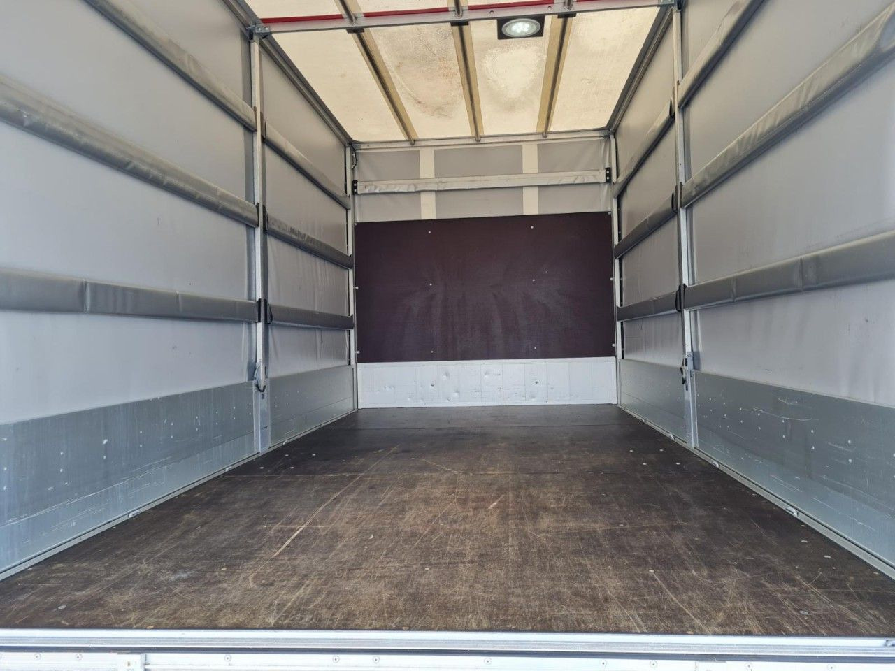 Zakup  Renault Master 3,5t Pritsche dCi Plane Schlafkab. LBW Renault Master 3,5t Pritsche dCi Plane Schlafkab. LBW: slika Zakup  Renault Master 3,5t Pritsche dCi Plane Schlafkab. LBW Renault Master 3,5t Pritsche dCi Plane Schlafkab. LBW