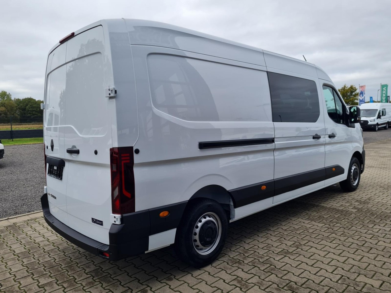 Renault Master 35 Kasten dCi Doka L3H2 KLIMA TEMPOMAT - Dostavno vozilo s dvostrukom kabinom: slika Renault Master 35 Kasten dCi Doka L3H2 KLIMA TEMPOMAT - Dostavno vozilo s dvostrukom kabinom Renault Master 35 Kasten dCi Doka L3H2 KLIMA TEMPOMAT - Dostavno vozilo s dvostrukom kabinom: slika Renault Master 35 Kasten dCi Doka L3H2 KLIMA TEMPOMAT - Dostavno vozilo s dvostrukom kabinom