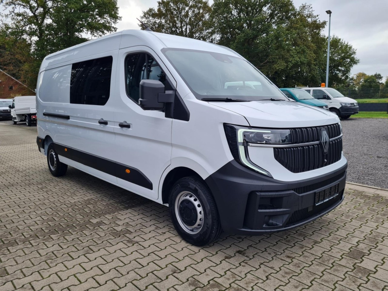 Renault Master 35 Kasten dCi Doka L3H2 KLIMA TEMPOMAT - Dostavno vozilo s dvostrukom kabinom: slika Renault Master 35 Kasten dCi Doka L3H2 KLIMA TEMPOMAT - Dostavno vozilo s dvostrukom kabinom Renault Master 35 Kasten dCi Doka L3H2 KLIMA TEMPOMAT - Dostavno vozilo s dvostrukom kabinom: slika Renault Master 35 Kasten dCi Doka L3H2 KLIMA TEMPOMAT - Dostavno vozilo s dvostrukom kabinom