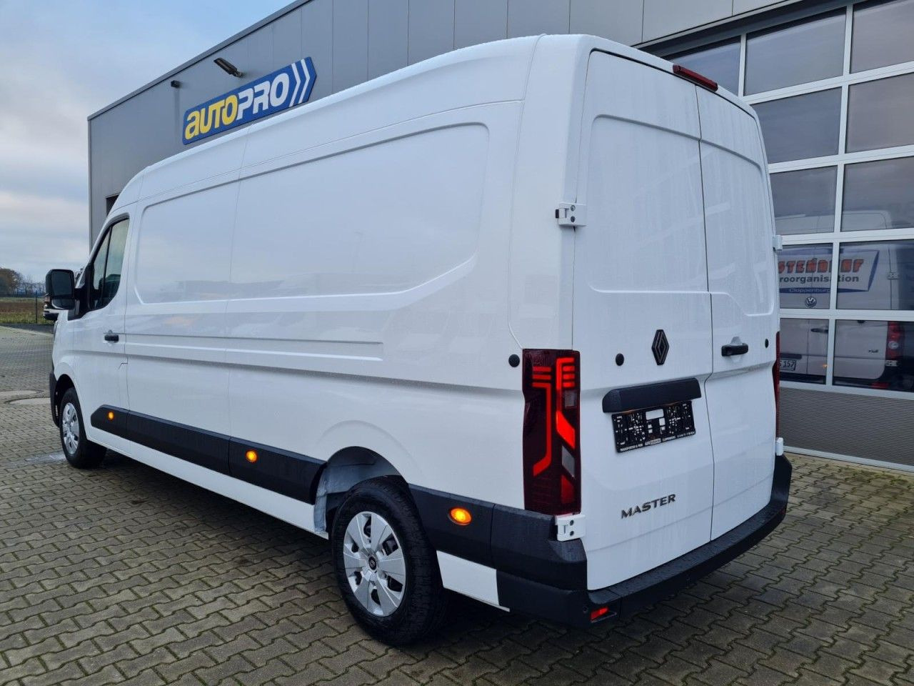 Furgon Renault Master 35 New Kasten L3H2 KLIMA KOMFORT LED PDC: slika Furgon Renault Master 35 New Kasten L3H2 KLIMA KOMFORT LED PDC