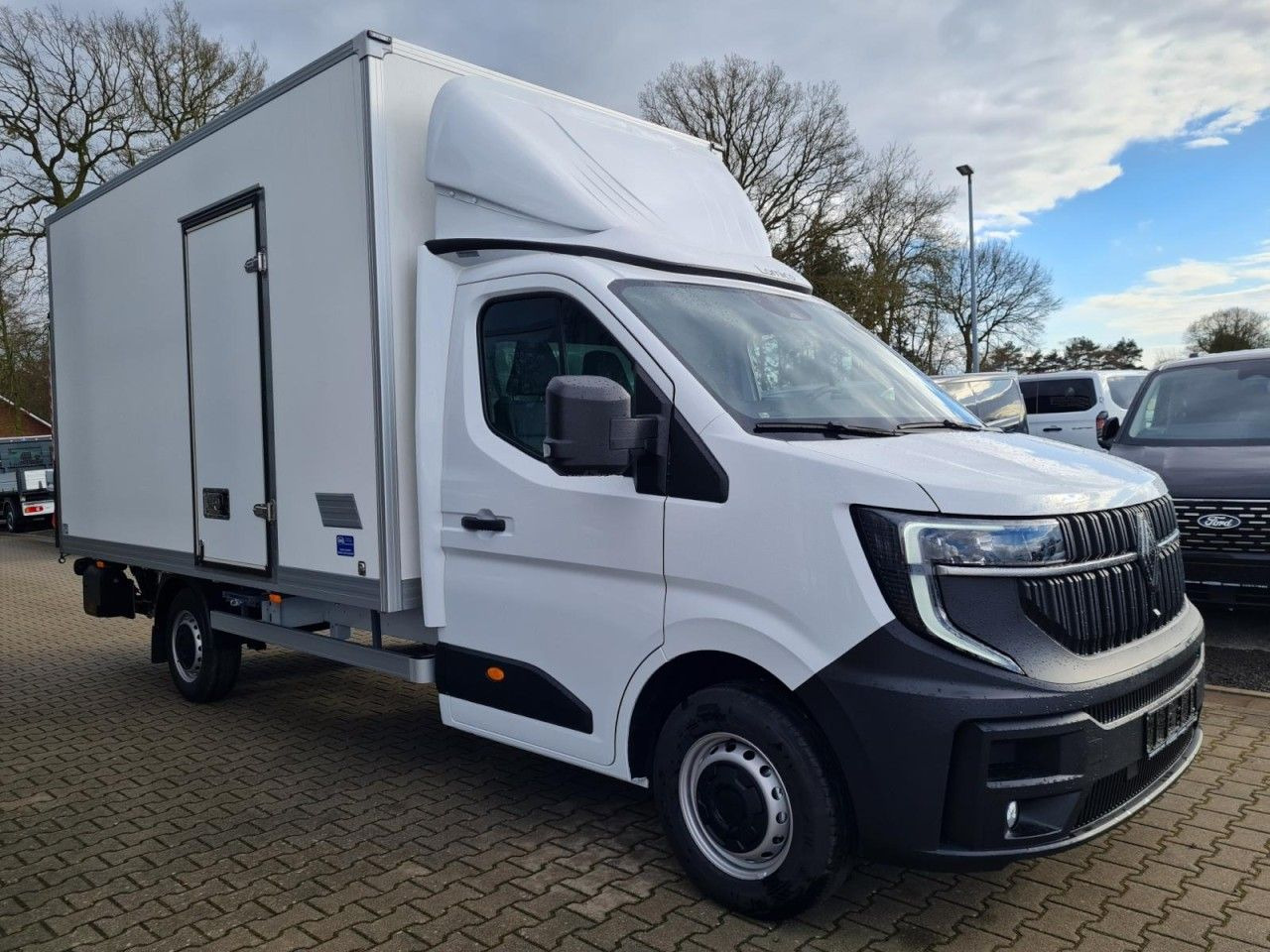 Renault Master 35 New Möbel Koffer LBW LUFTFEDERUNG KAME - Dostavno vozilo sa zatvorenim sandukom: slika Renault Master 35 New Möbel Koffer LBW LUFTFEDERUNG KAME - Dostavno vozilo sa zatvorenim sandukom Renault Master 35 New Möbel Koffer LBW LUFTFEDERUNG KAME - Dostavno vozilo sa zatvorenim sandukom: slika Renault Master 35 New Möbel Koffer LBW LUFTFEDERUNG KAME - Dostavno vozilo sa zatvorenim sandukom