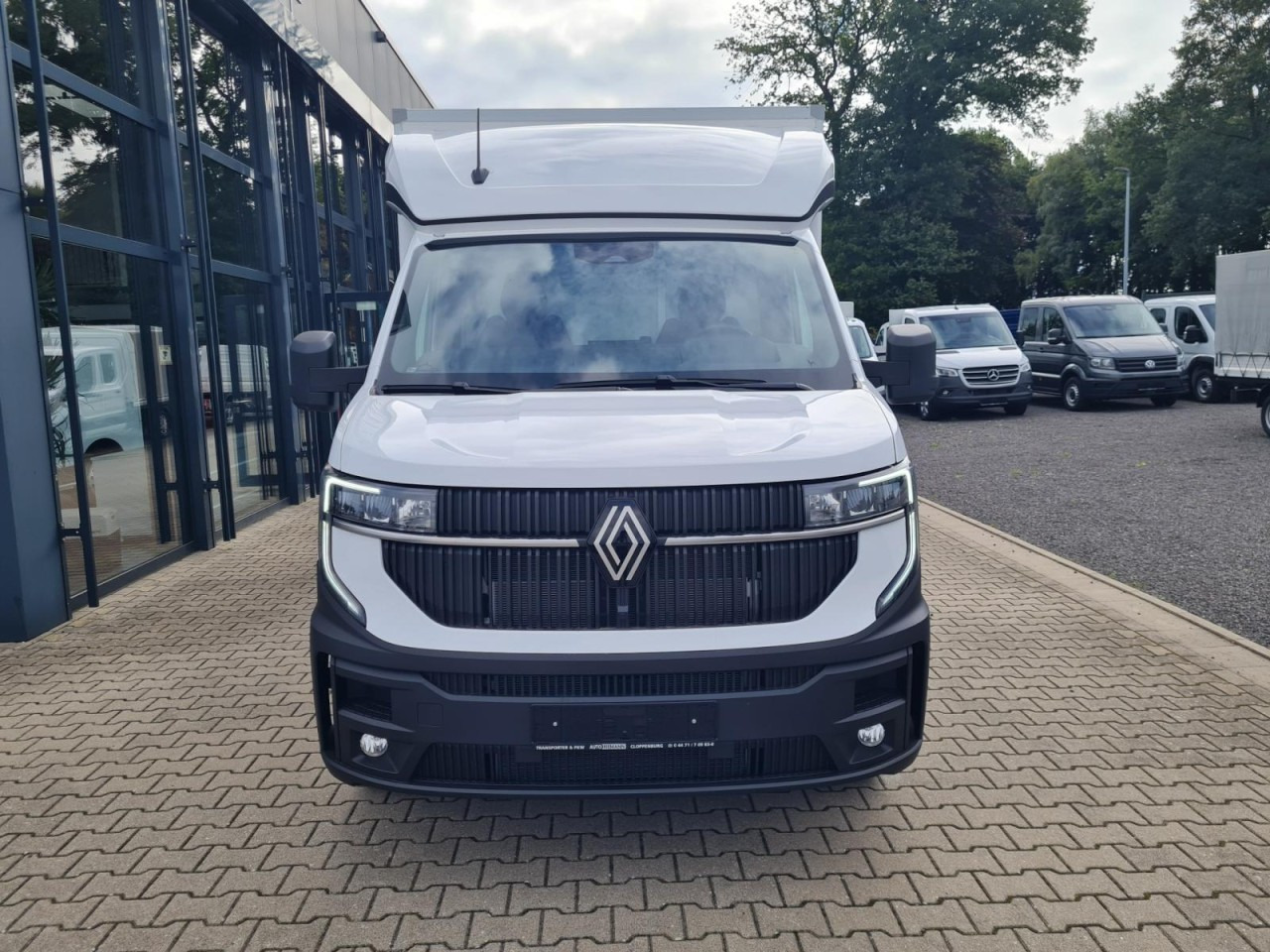 Renault Master New 35 Tiefrahmen Koffer dCi 170 KAMERA - Dostavno vozilo sa zatvorenim sandukom: slika Renault Master New 35 Tiefrahmen Koffer dCi 170 KAMERA - Dostavno vozilo sa zatvorenim sandukom Renault Master New 35 Tiefrahmen Koffer dCi 170 KAMERA - Dostavno vozilo sa zatvorenim sandukom: slika Renault Master New 35 Tiefrahmen Koffer dCi 170 KAMERA - Dostavno vozilo sa zatvorenim sandukom