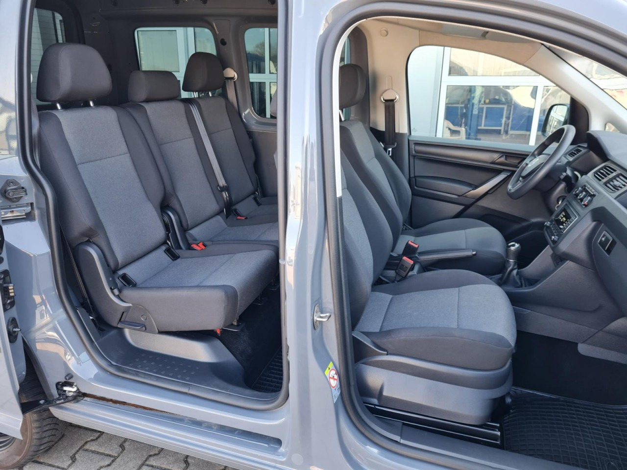 Volkswagen Caddy Kombi 4Motion TDi 5-Sitze KLIMA STHZ TEMPOMAT - Dostavno vozilo s dvostrukom kabinom: slika Volkswagen Caddy Kombi 4Motion TDi 5-Sitze KLIMA STHZ TEMPOMAT - Dostavno vozilo s dvostrukom kabinom Volkswagen Caddy Kombi 4Motion TDi 5-Sitze KLIMA STHZ TEMPOMAT - Dostavno vozilo s dvostrukom kabinom: slika Volkswagen Caddy Kombi 4Motion TDi 5-Sitze KLIMA STHZ TEMPOMAT - Dostavno vozilo s dvostrukom kabinom