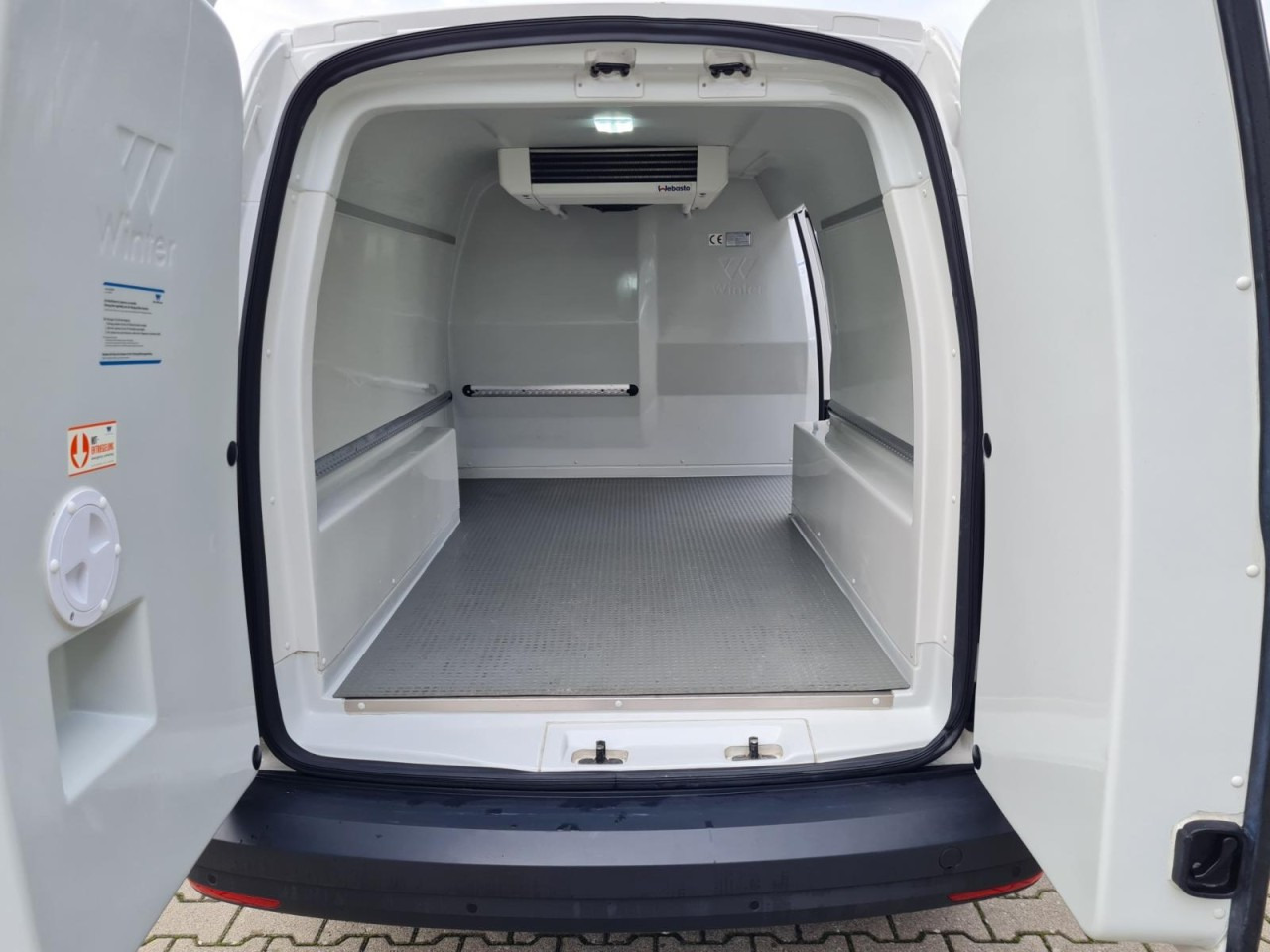 Volkswagen Caddy Kühlkasten Maxi TDI Stand- u. Fahrkühlung - Dostavno vozilo hladnjača: slika Volkswagen Caddy Kühlkasten Maxi TDI Stand- u. Fahrkühlung - Dostavno vozilo hladnjača Volkswagen Caddy Kühlkasten Maxi TDI Stand- u. Fahrkühlung - Dostavno vozilo hladnjača: slika Volkswagen Caddy Kühlkasten Maxi TDI Stand- u. Fahrkühlung - Dostavno vozilo hladnjača