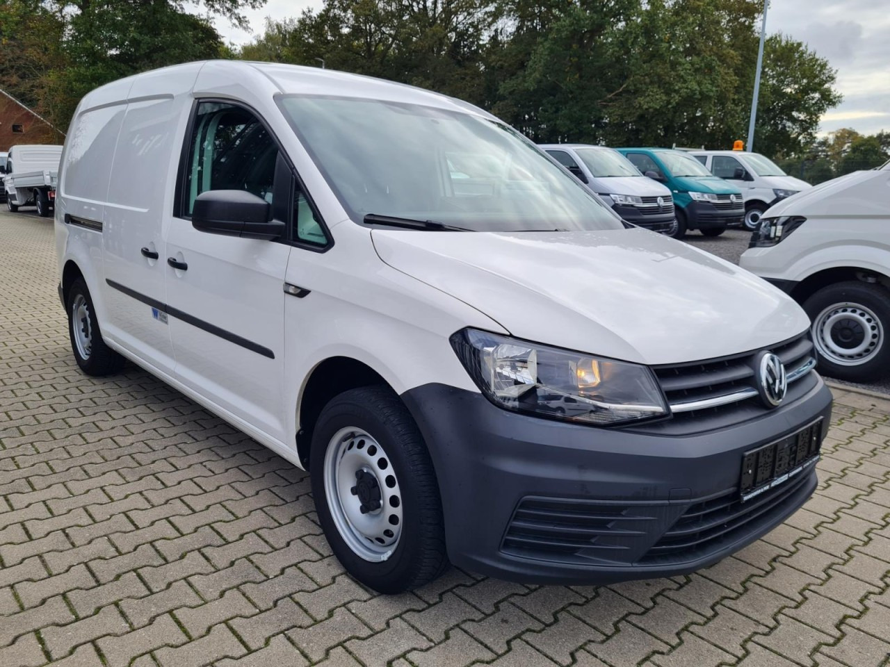 Volkswagen Caddy Kühlkasten Maxi TDI Stand- u. Fahrkühlung - Dostavno vozilo hladnjača: slika Volkswagen Caddy Kühlkasten Maxi TDI Stand- u. Fahrkühlung - Dostavno vozilo hladnjača Volkswagen Caddy Kühlkasten Maxi TDI Stand- u. Fahrkühlung - Dostavno vozilo hladnjača: slika Volkswagen Caddy Kühlkasten Maxi TDI Stand- u. Fahrkühlung - Dostavno vozilo hladnjača