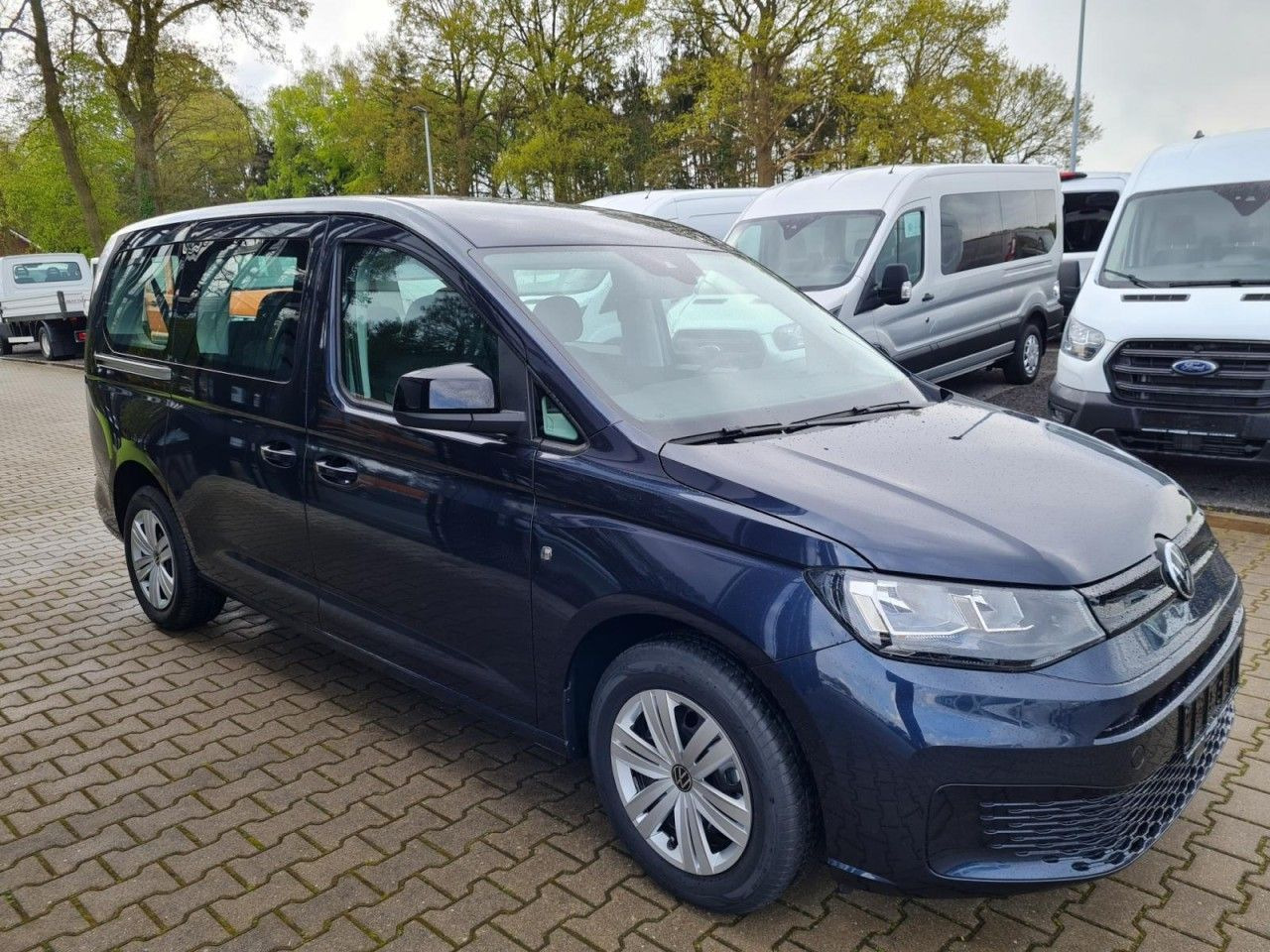 Volkswagen Caddy Maxi Kombi 7-Sitze 1.5 TSI DSG NAVI/APP TE - Automobil: slika Volkswagen Caddy Maxi Kombi 7-Sitze 1.5 TSI DSG NAVI/APP TE - Automobil Volkswagen Caddy Maxi Kombi 7-Sitze 1.5 TSI DSG NAVI/APP TE - Automobil: slika Volkswagen Caddy Maxi Kombi 7-Sitze 1.5 TSI DSG NAVI/APP TE - Automobil