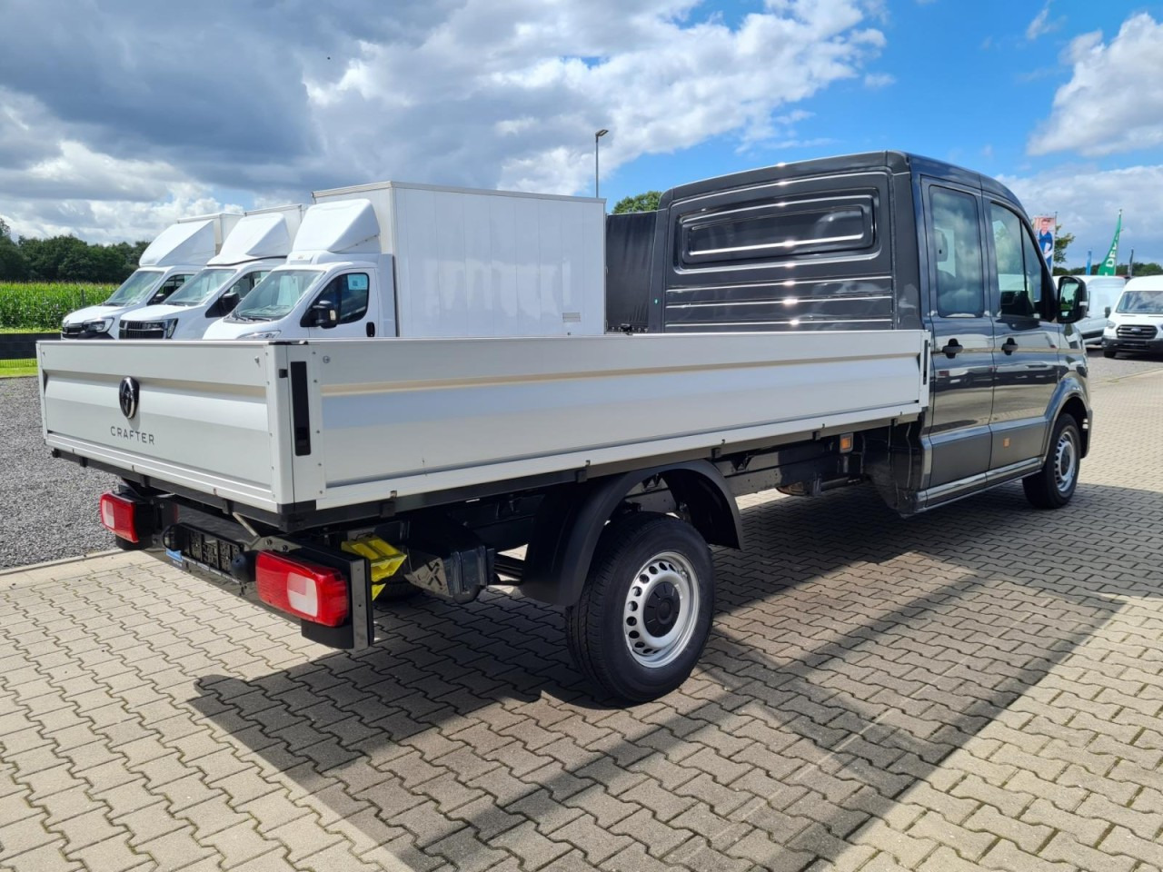 Volkswagen Crafter 35 DOKA 7-Sitze Maxi L4 KLIMA TEMPOMAT - Dostavno vozilo s ravnom platformom, Dostavno vozilo s dvostrukom kabinom: slika Volkswagen Crafter 35 DOKA 7-Sitze Maxi L4 KLIMA TEMPOMAT - Dostavno vozilo s ravnom platformom, Dostavno vozilo s dvostrukom kabinom Volkswagen Crafter 35 DOKA 7-Sitze Maxi L4 KLIMA TEMPOMAT - Dostavno vozilo s ravnom platformom, Dostavno vozilo s dvostrukom kabinom: slika Volkswagen Crafter 35 DOKA 7-Sitze Maxi L4 KLIMA TEMPOMAT - Dostavno vozilo s ravnom platformom, Dostavno vozilo s dvostrukom kabinom