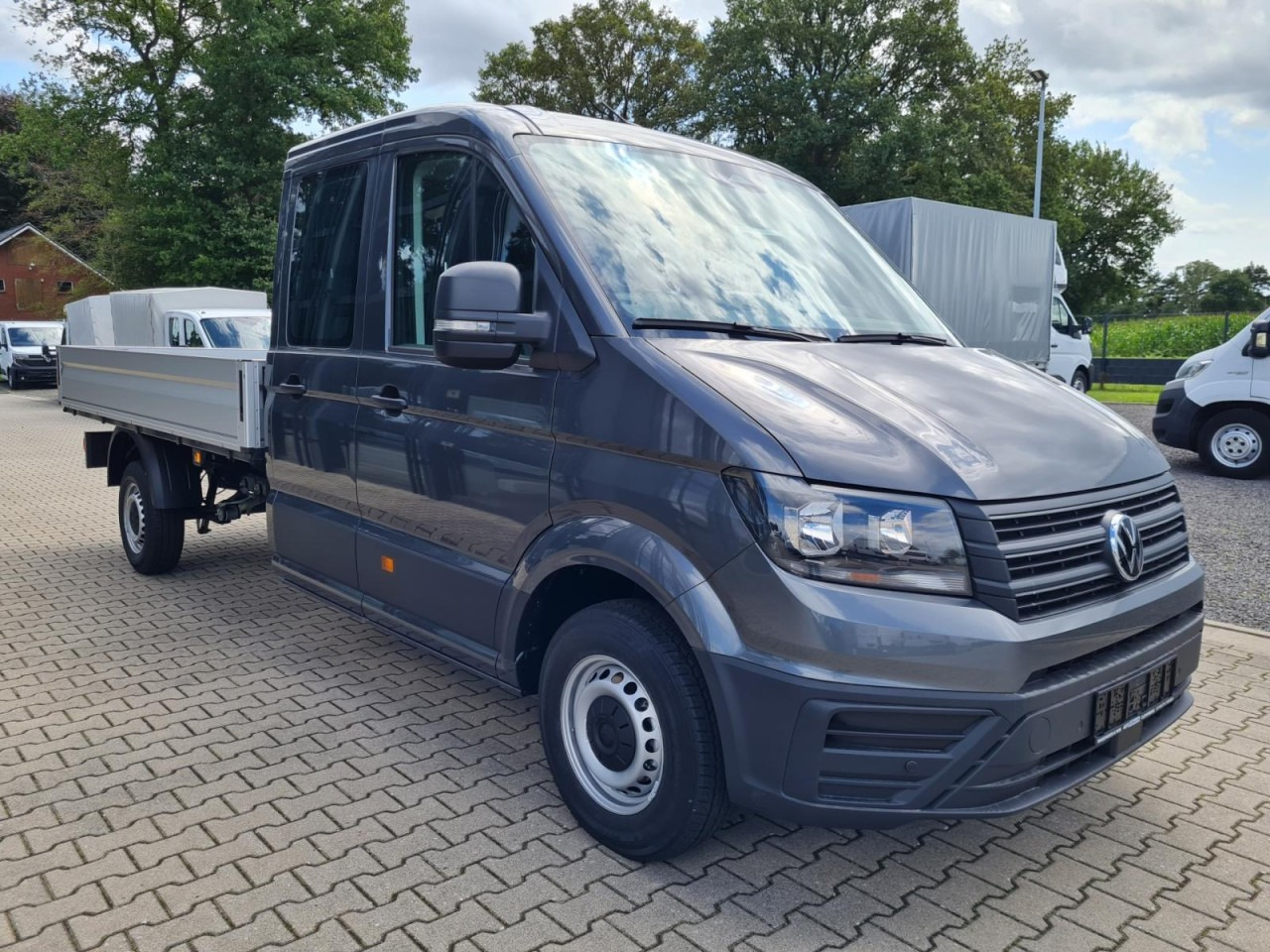 Volkswagen Crafter 35 DOKA 7-Sitze Maxi L4 KLIMA TEMPOMAT - Dostavno vozilo s ravnom platformom, Dostavno vozilo s dvostrukom kabinom: slika Volkswagen Crafter 35 DOKA 7-Sitze Maxi L4 KLIMA TEMPOMAT - Dostavno vozilo s ravnom platformom, Dostavno vozilo s dvostrukom kabinom Volkswagen Crafter 35 DOKA 7-Sitze Maxi L4 KLIMA TEMPOMAT - Dostavno vozilo s ravnom platformom, Dostavno vozilo s dvostrukom kabinom: slika Volkswagen Crafter 35 DOKA 7-Sitze Maxi L4 KLIMA TEMPOMAT - Dostavno vozilo s ravnom platformom, Dostavno vozilo s dvostrukom kabinom