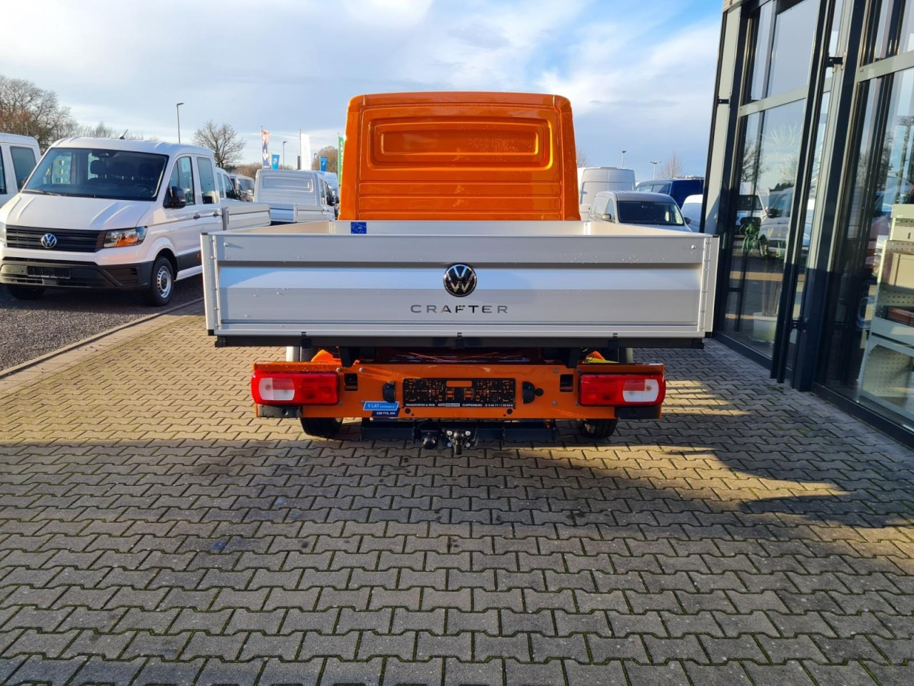 Volkswagen Crafter 35 Doka 7-Sitze MR AHK KLIMA PDC TEMPOMAT - Dostavno vozilo s ravnom platformom, Dostavno vozilo s dvostrukom kabinom: slika Volkswagen Crafter 35 Doka 7-Sitze MR AHK KLIMA PDC TEMPOMAT - Dostavno vozilo s ravnom platformom, Dostavno vozilo s dvostrukom kabinom Volkswagen Crafter 35 Doka 7-Sitze MR AHK KLIMA PDC TEMPOMAT - Dostavno vozilo s ravnom platformom, Dostavno vozilo s dvostrukom kabinom: slika Volkswagen Crafter 35 Doka 7-Sitze MR AHK KLIMA PDC TEMPOMAT - Dostavno vozilo s ravnom platformom, Dostavno vozilo s dvostrukom kabinom