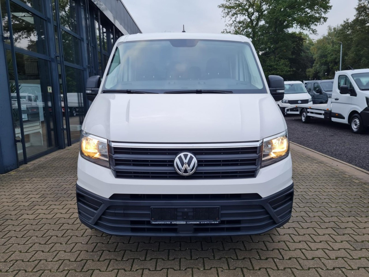 Volkswagen Crafter 35 Doka MR Pritsche AHK Klima 7 Sitzer - Dostavno vozilo s ravnom platformom, Dostavno vozilo s dvostrukom kabinom: slika Volkswagen Crafter 35 Doka MR Pritsche AHK Klima 7 Sitzer - Dostavno vozilo s ravnom platformom, Dostavno vozilo s dvostrukom kabinom Volkswagen Crafter 35 Doka MR Pritsche AHK Klima 7 Sitzer - Dostavno vozilo s ravnom platformom, Dostavno vozilo s dvostrukom kabinom: slika Volkswagen Crafter 35 Doka MR Pritsche AHK Klima 7 Sitzer - Dostavno vozilo s ravnom platformom, Dostavno vozilo s dvostrukom kabinom