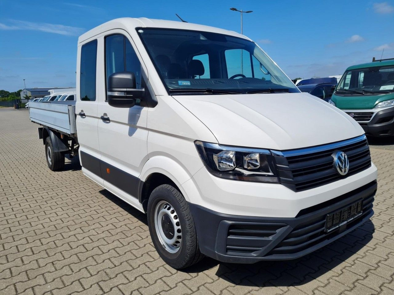 Volkswagen Crafter 35 Doka TDI Lang AHK KLIMA - Dostavno vozilo s ravnom platformom, Dostavno vozilo s dvostrukom kabinom: slika Volkswagen Crafter 35 Doka TDI Lang AHK KLIMA - Dostavno vozilo s ravnom platformom, Dostavno vozilo s dvostrukom kabinom Volkswagen Crafter 35 Doka TDI Lang AHK KLIMA - Dostavno vozilo s ravnom platformom, Dostavno vozilo s dvostrukom kabinom: slika Volkswagen Crafter 35 Doka TDI Lang AHK KLIMA - Dostavno vozilo s ravnom platformom, Dostavno vozilo s dvostrukom kabinom