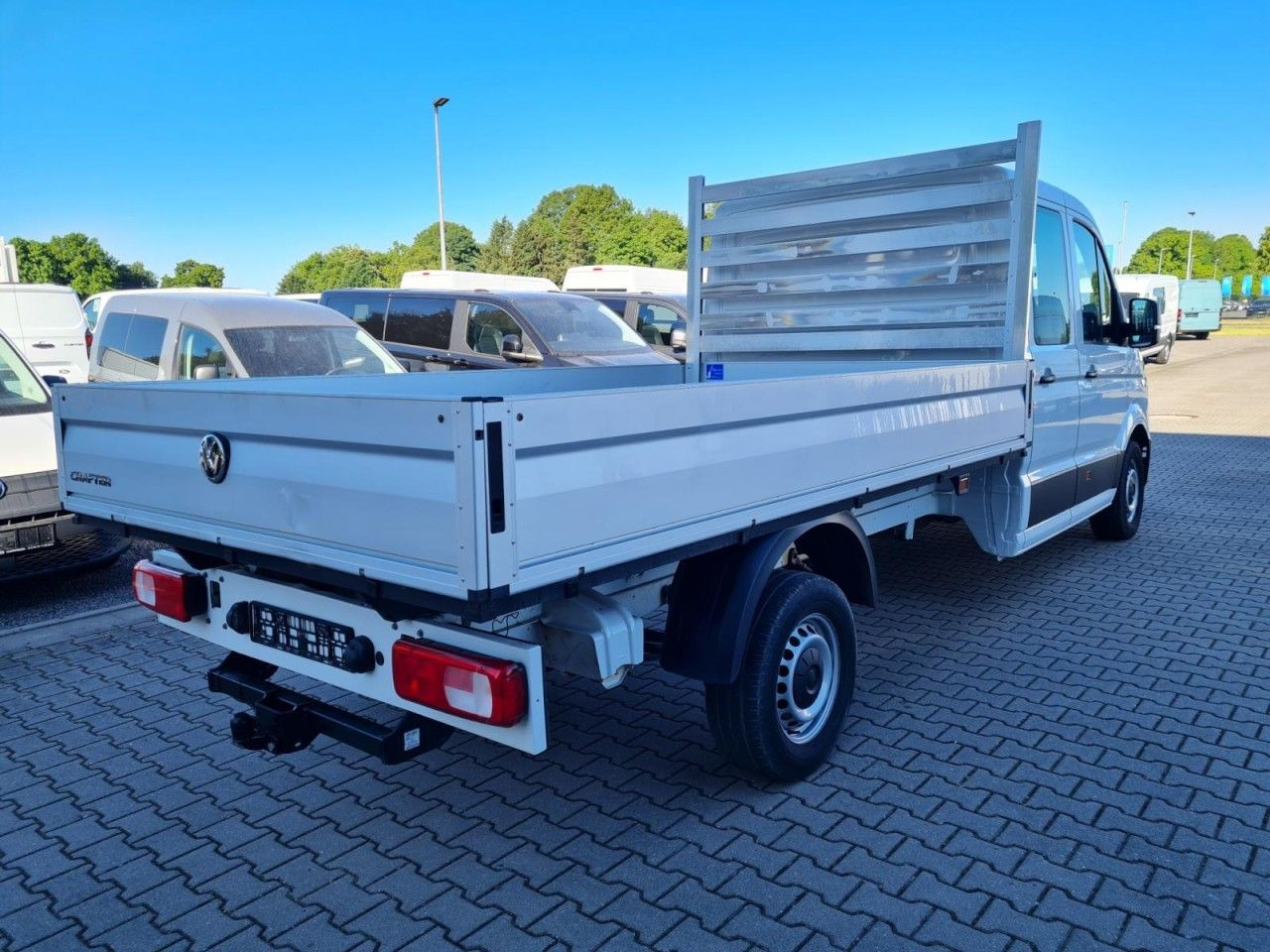 Volkswagen Crafter 35 Doka TDI lang AHK Klima - Dostavno vozilo s ravnom platformom, Dostavno vozilo s dvostrukom kabinom: slika Volkswagen Crafter 35 Doka TDI lang AHK Klima - Dostavno vozilo s ravnom platformom, Dostavno vozilo s dvostrukom kabinom Volkswagen Crafter 35 Doka TDI lang AHK Klima - Dostavno vozilo s ravnom platformom, Dostavno vozilo s dvostrukom kabinom: slika Volkswagen Crafter 35 Doka TDI lang AHK Klima - Dostavno vozilo s ravnom platformom, Dostavno vozilo s dvostrukom kabinom