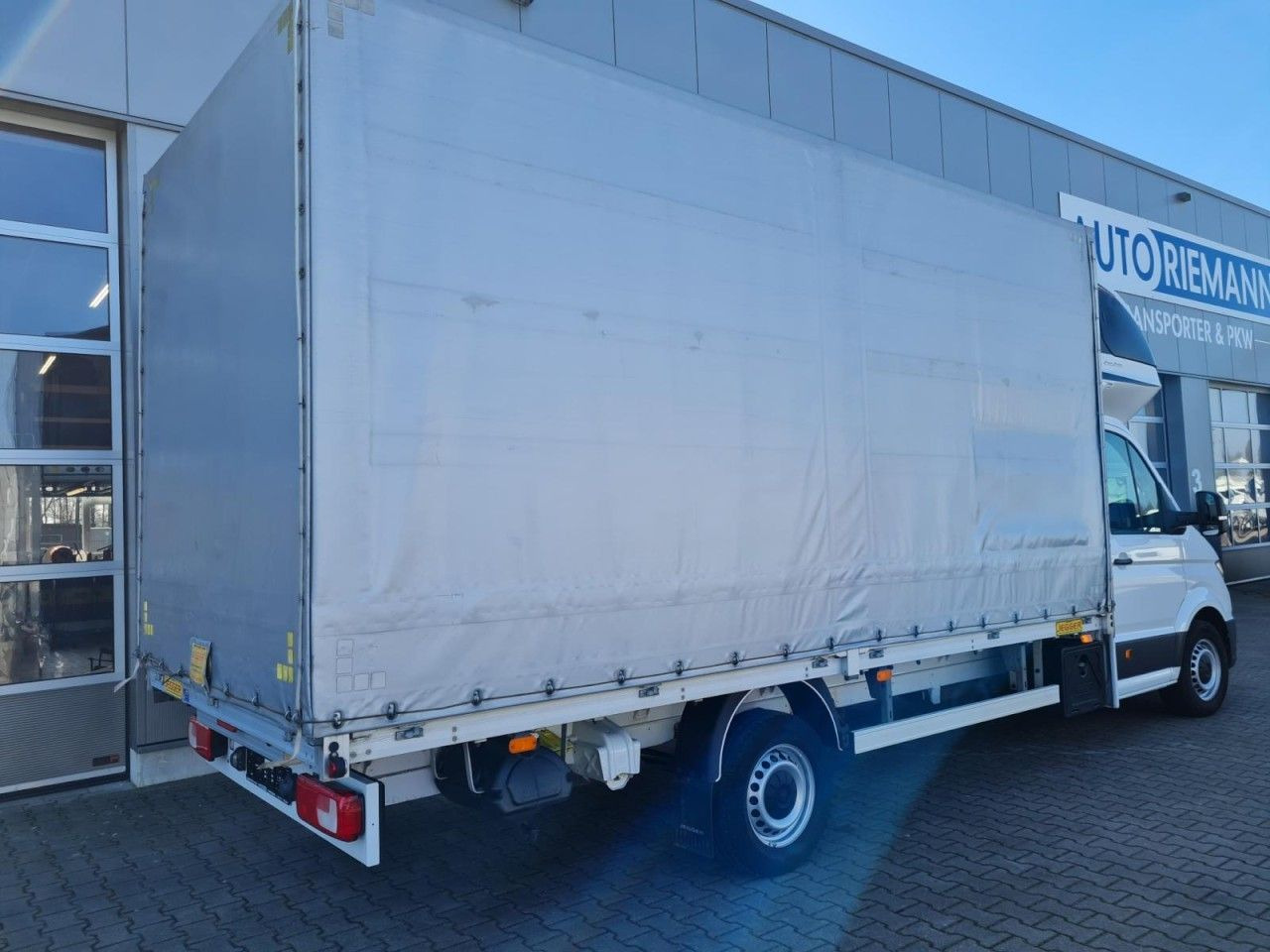 Volkswagen Crafter 35 Pritsche Plane Schlafkabine LED TEMPO - Dostavno vozilo s ceradom: slika Volkswagen Crafter 35 Pritsche Plane Schlafkabine LED TEMPO - Dostavno vozilo s ceradom Volkswagen Crafter 35 Pritsche Plane Schlafkabine LED TEMPO - Dostavno vozilo s ceradom: slika Volkswagen Crafter 35 Pritsche Plane Schlafkabine LED TEMPO - Dostavno vozilo s ceradom