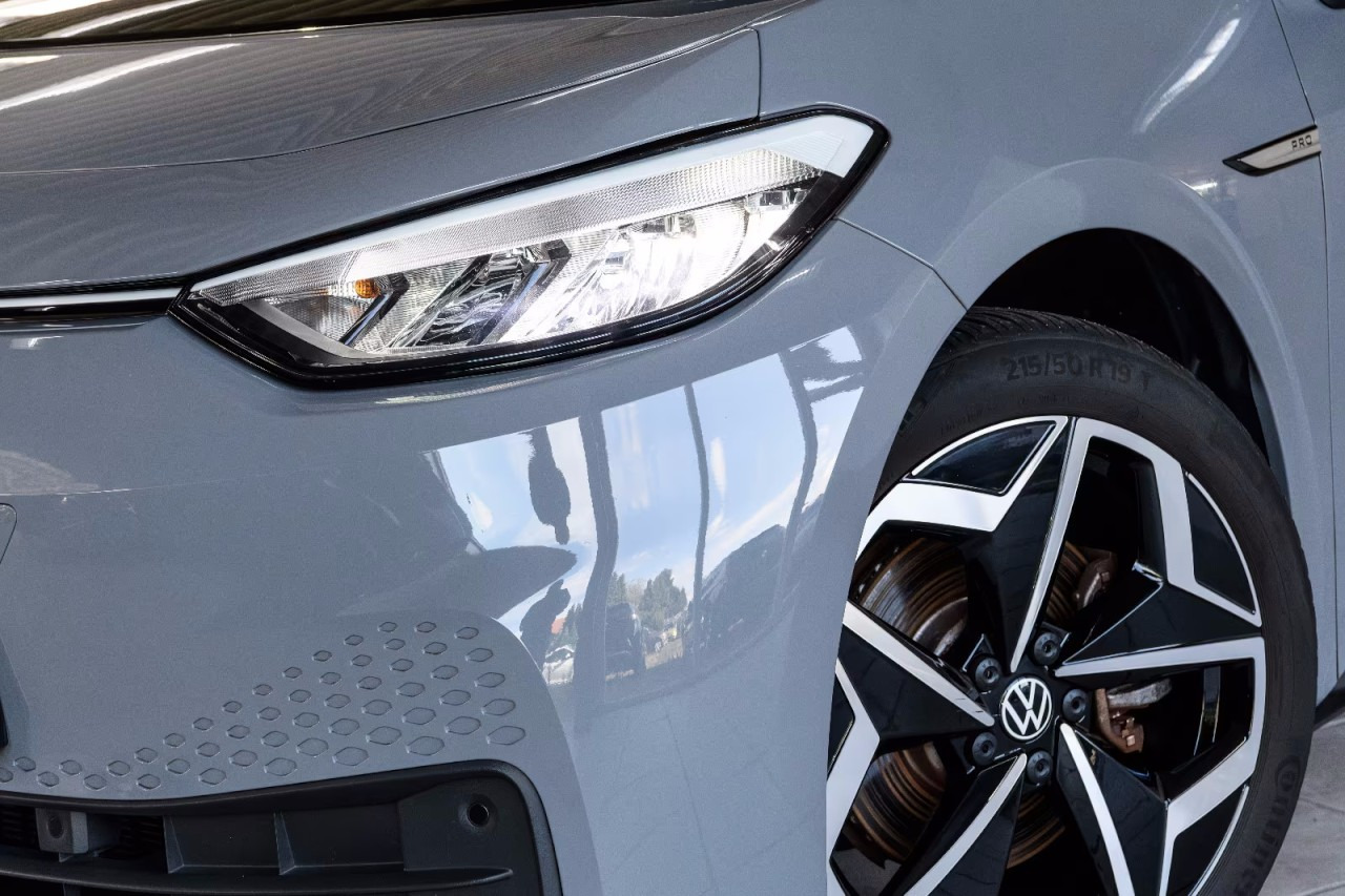 Volkswagen ID.3 Pro - Automobil: slika Volkswagen ID.3 Pro - Automobil Volkswagen ID.3 Pro - Automobil: slika Volkswagen ID.3 Pro - Automobil